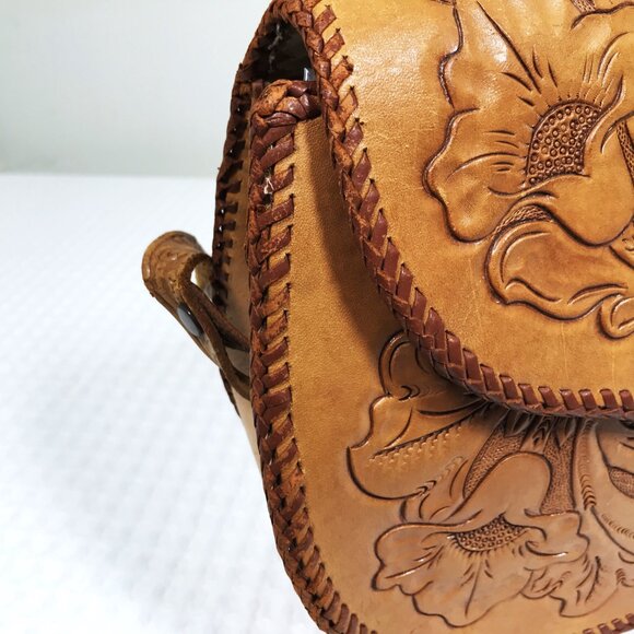 Vintage 70s Tooled Leather Shoulder Bag Hibiscus Floral - Picture 7 of 16